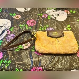 Coach Wallet, leather, Brown, w toggle bolt. Great price!